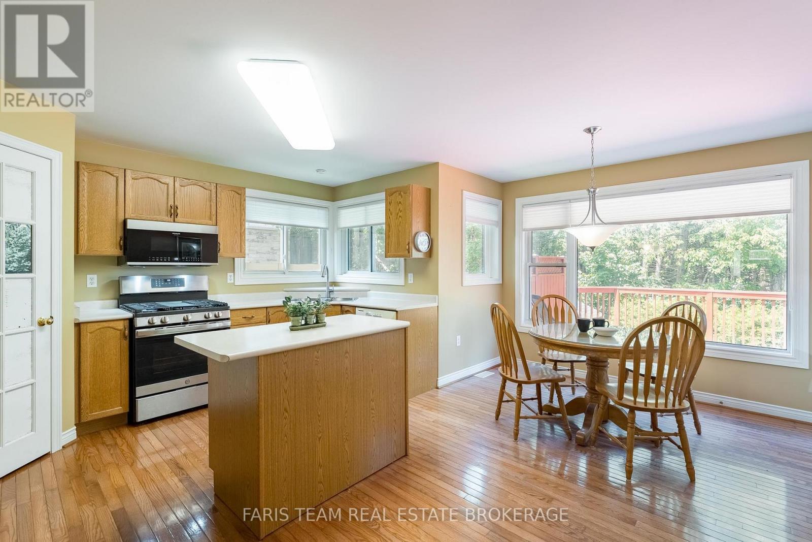 36 Bayshore Boulevard, Barrie, Ontario  L4N 9R5 - Photo 6 - S13533504