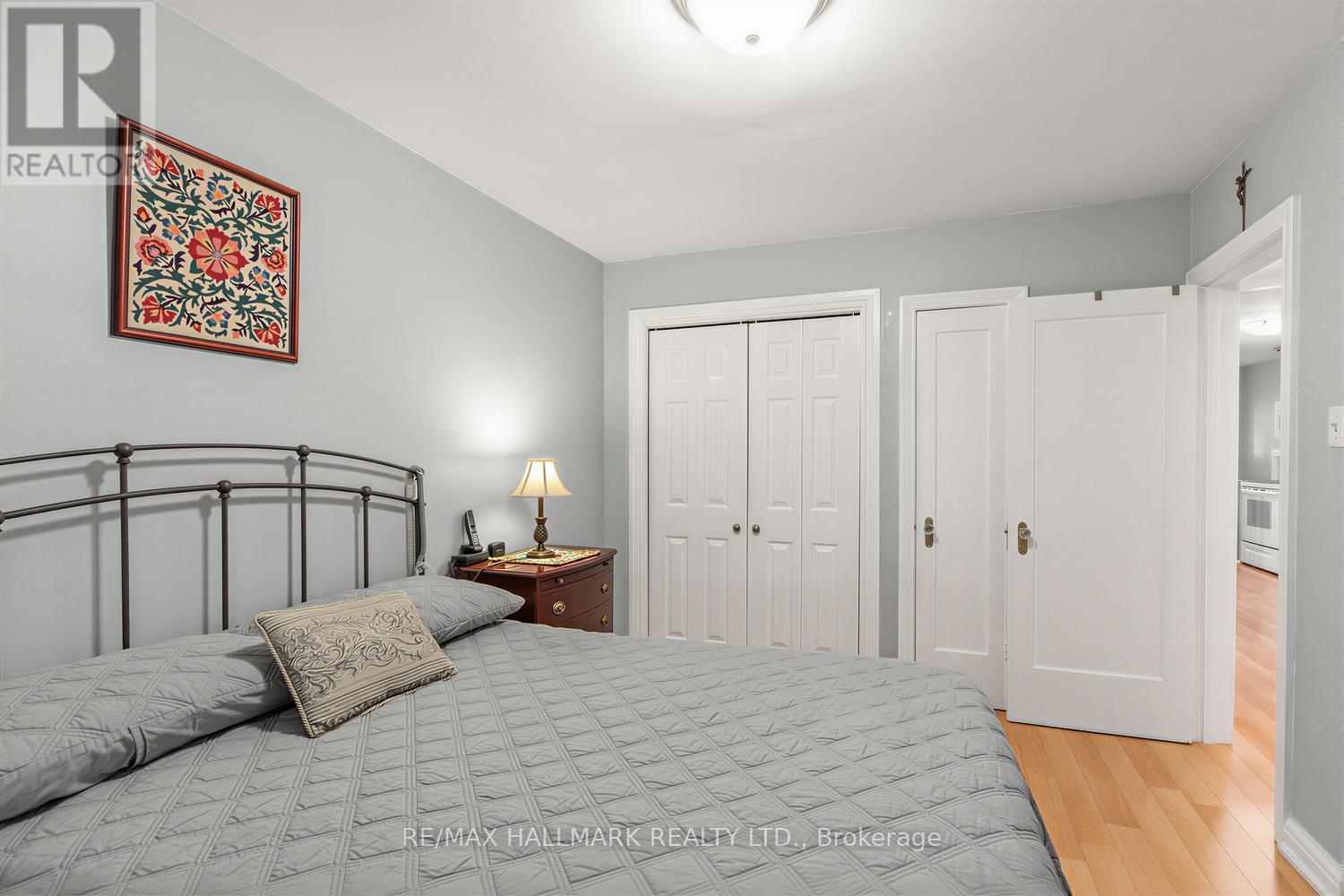 40 Bowie Avenue, Toronto, Ontario  M6E 2P1 - Photo 17 - W13533400