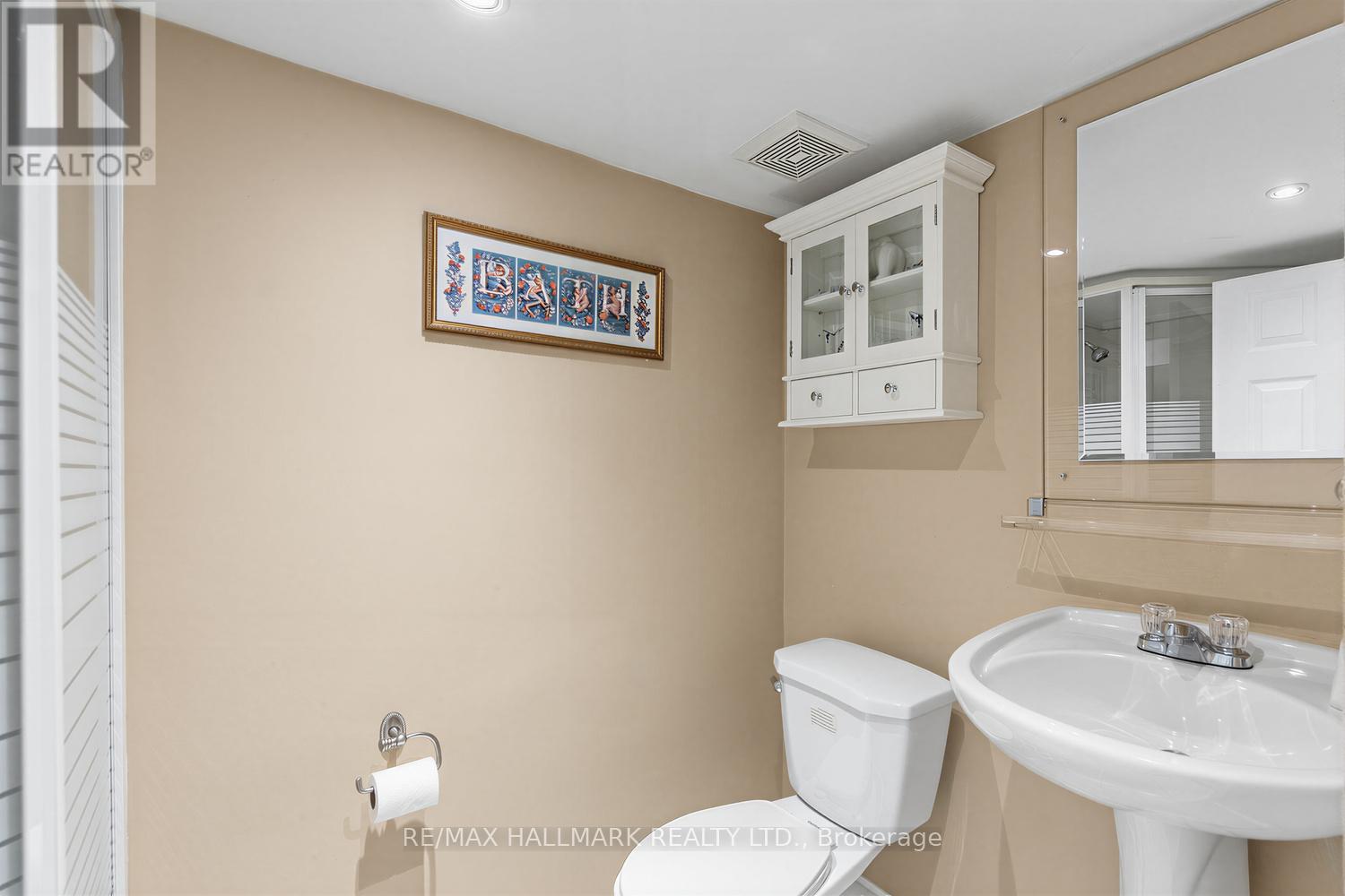 40 Bowie Avenue, Toronto, Ontario  M6E 2P1 - Photo 28 - W13533400