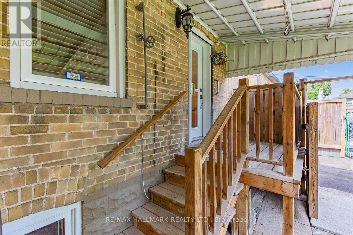 40 Bowie Avenue, Toronto, Ontario  M6E 2P1 - Photo 30 - W13533400