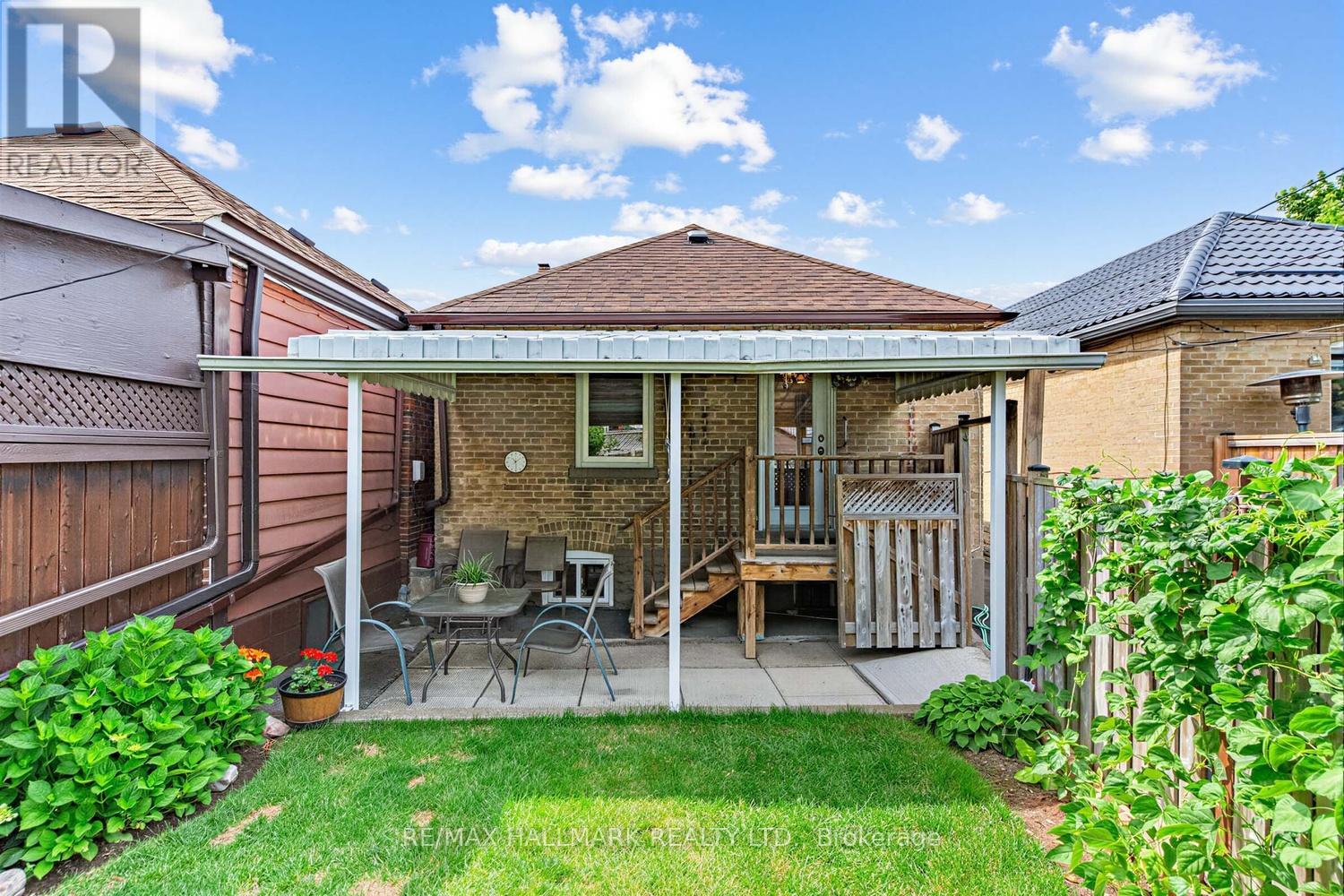 40 Bowie Avenue, Toronto, Ontario  M6E 2P1 - Photo 31 - W13533400