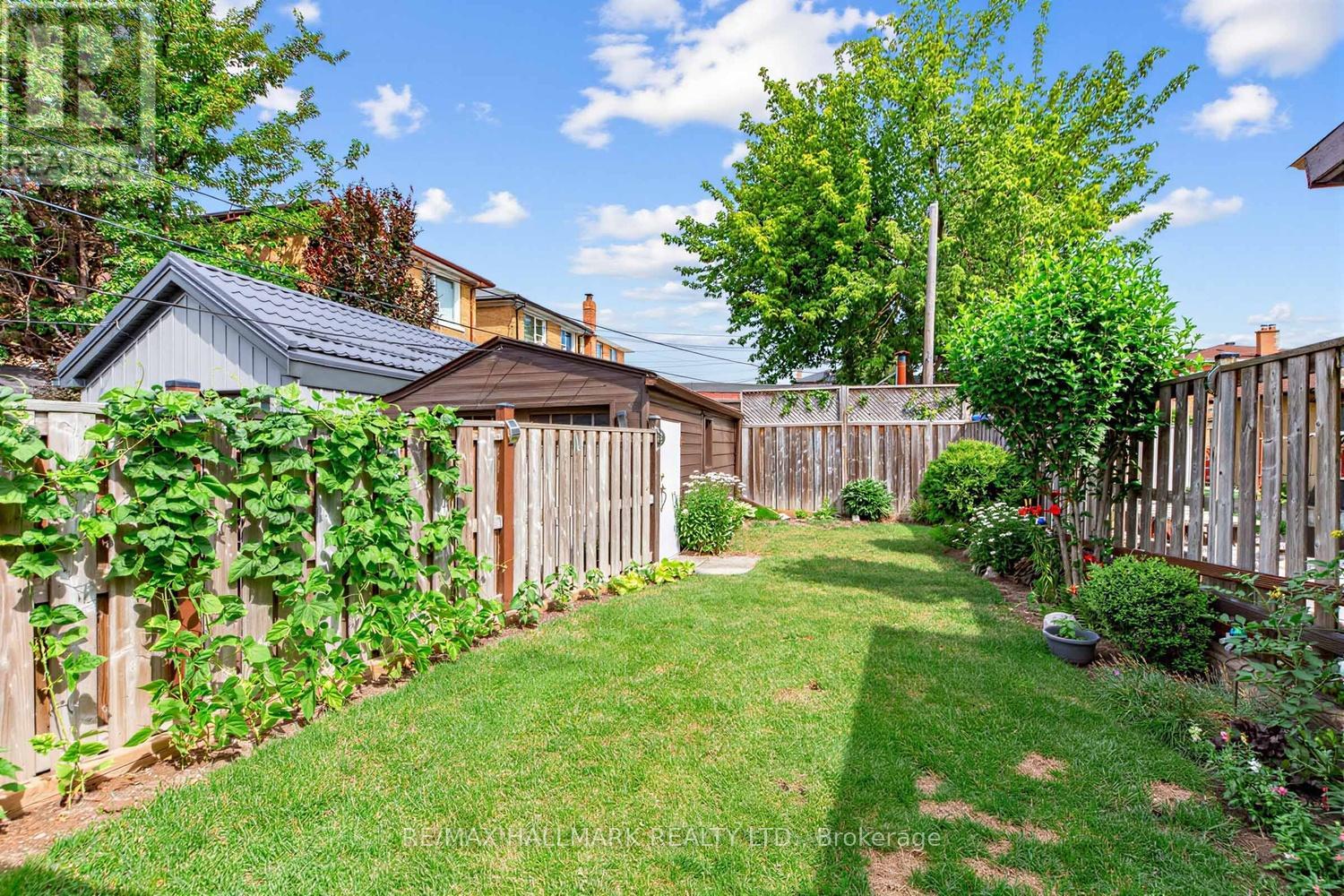 40 Bowie Avenue, Toronto, Ontario  M6E 2P1 - Photo 32 - W13533400