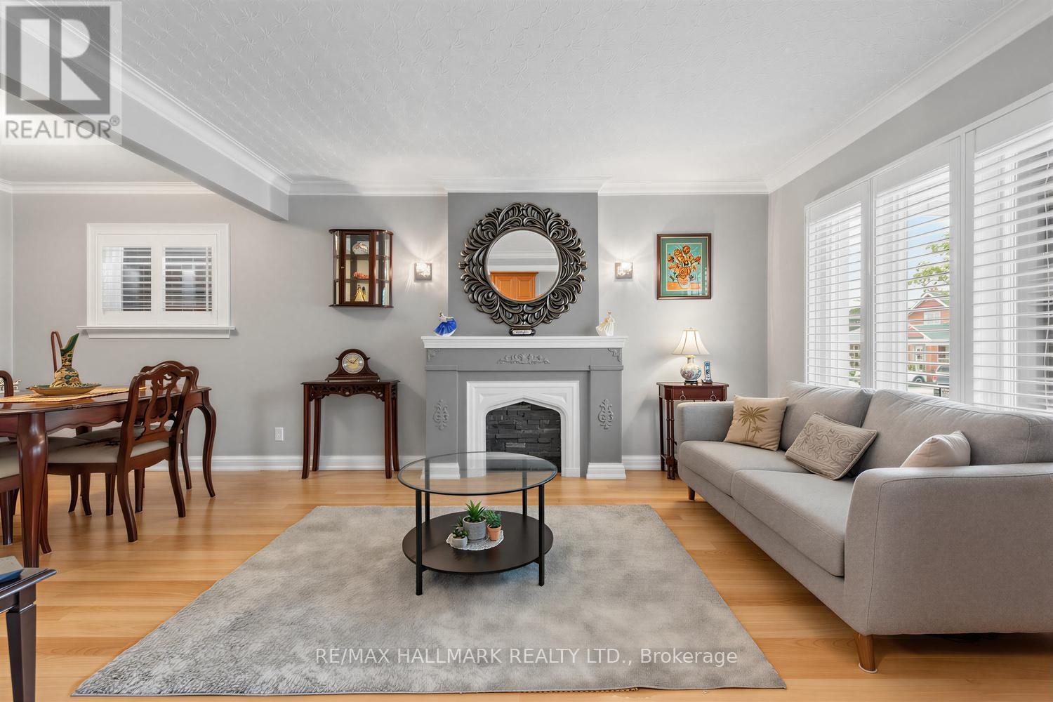 40 Bowie Avenue, Toronto, Ontario  M6E 2P1 - Photo 5 - W13533400