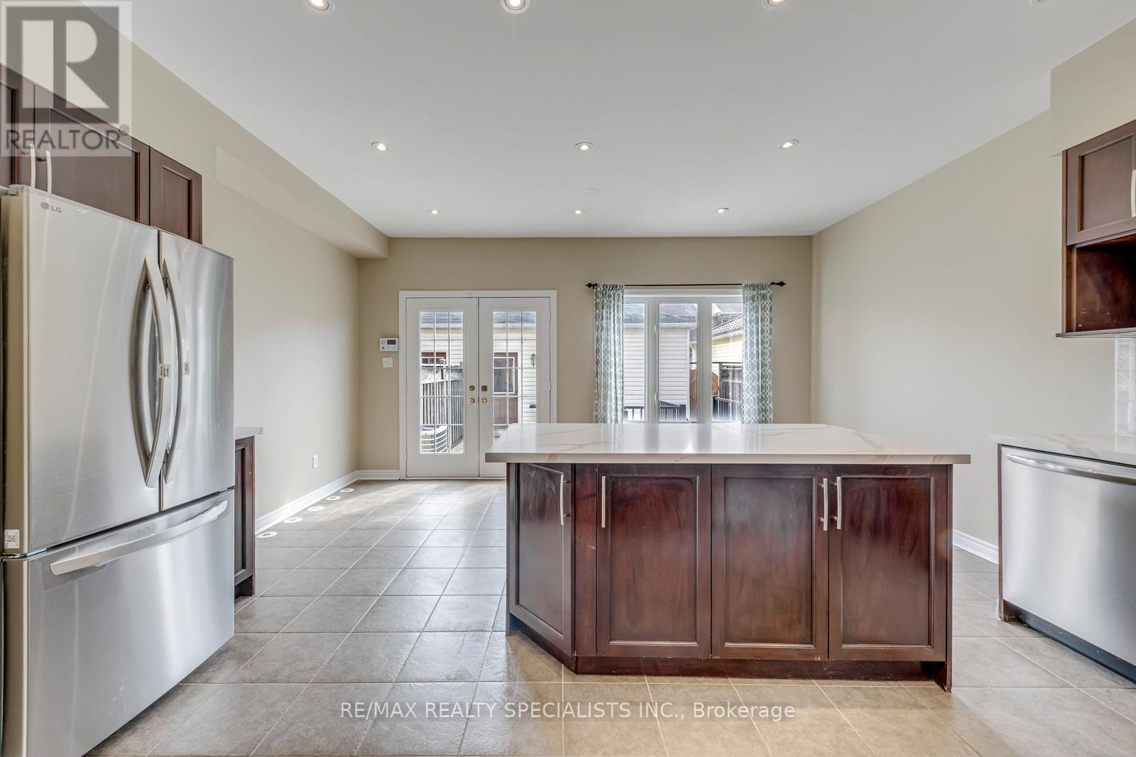5494 Tenth Line W, Mississauga, Ontario  L5M 0G5 - Photo 11 - W13533454