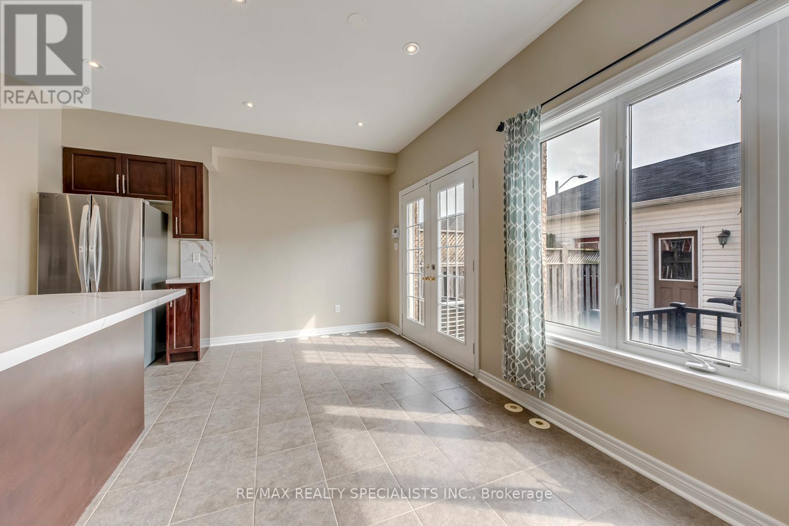 5494 Tenth Line W, Mississauga, Ontario  L5M 0G5 - Photo 20 - W13533454