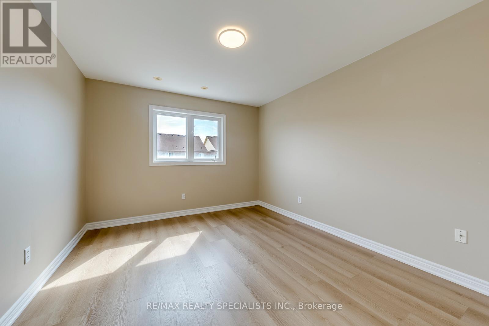 5494 Tenth Line W, Mississauga, Ontario  L5M 0G5 - Photo 28 - W13533454