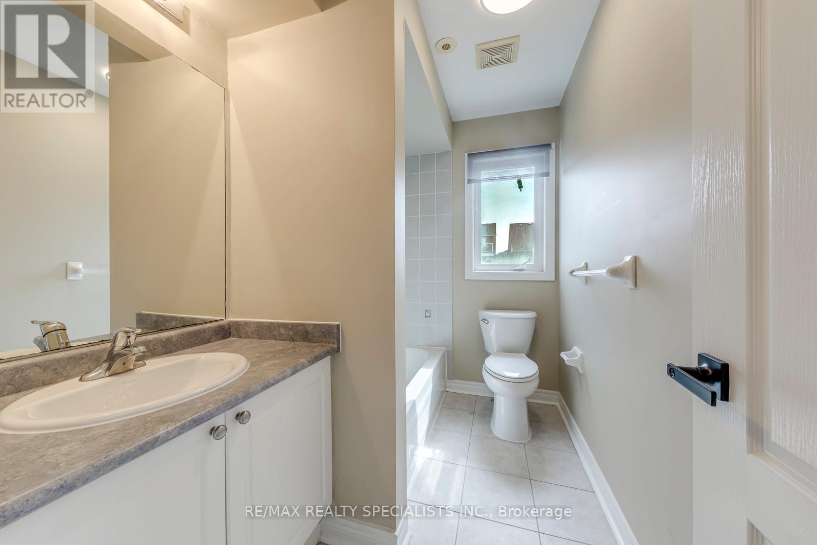 5494 Tenth Line W, Mississauga, Ontario  L5M 0G5 - Photo 31 - W13533454