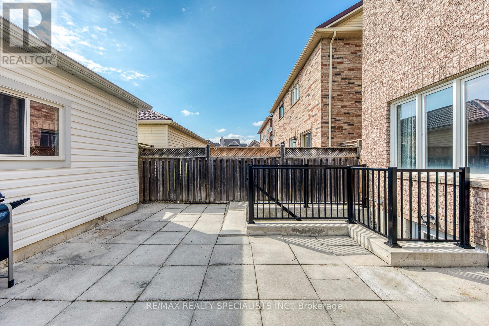 5494 Tenth Line W, Mississauga, Ontario  L5M 0G5 - Photo 45 - W13533454