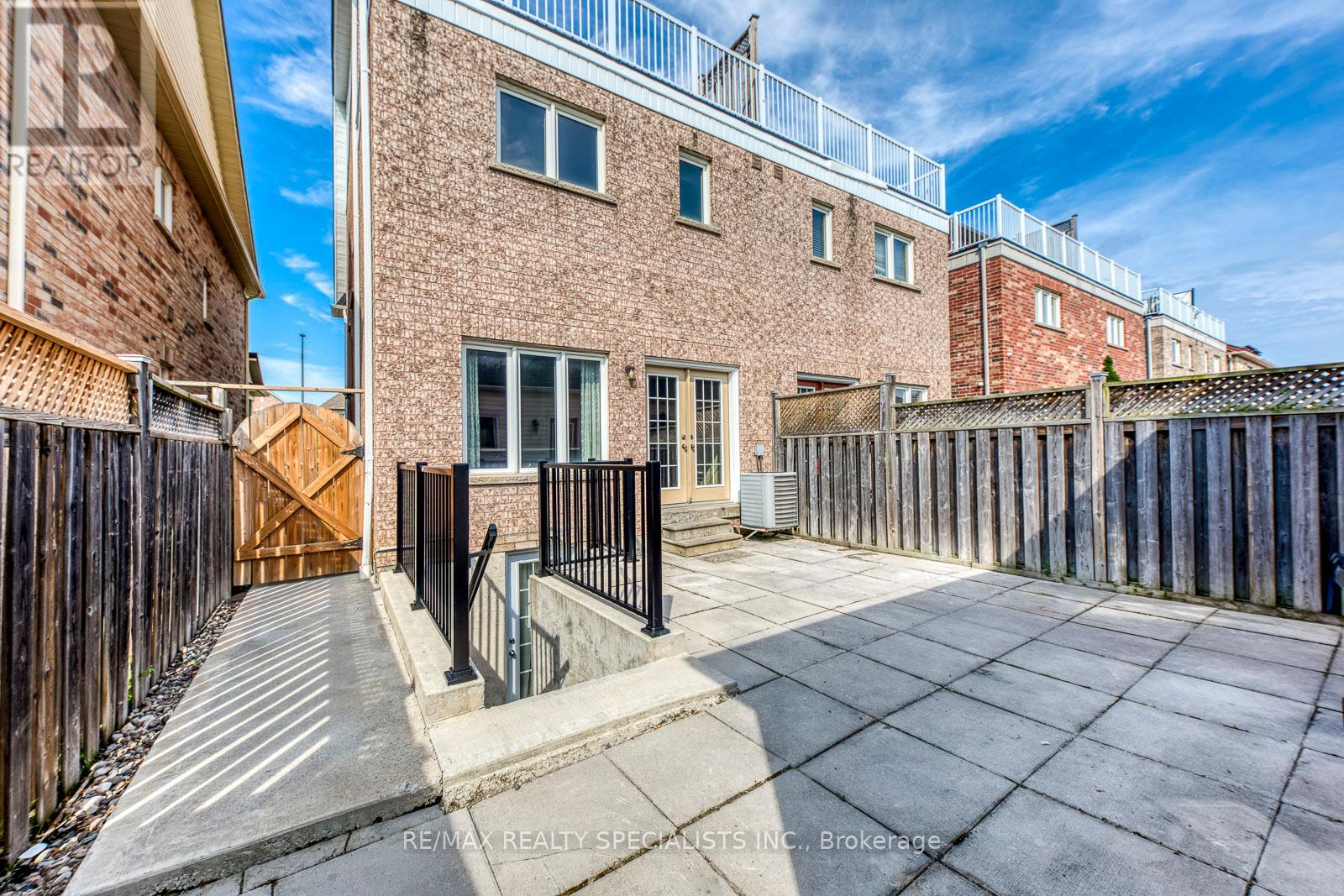5494 Tenth Line W, Mississauga, Ontario  L5M 0G5 - Photo 46 - W13533454