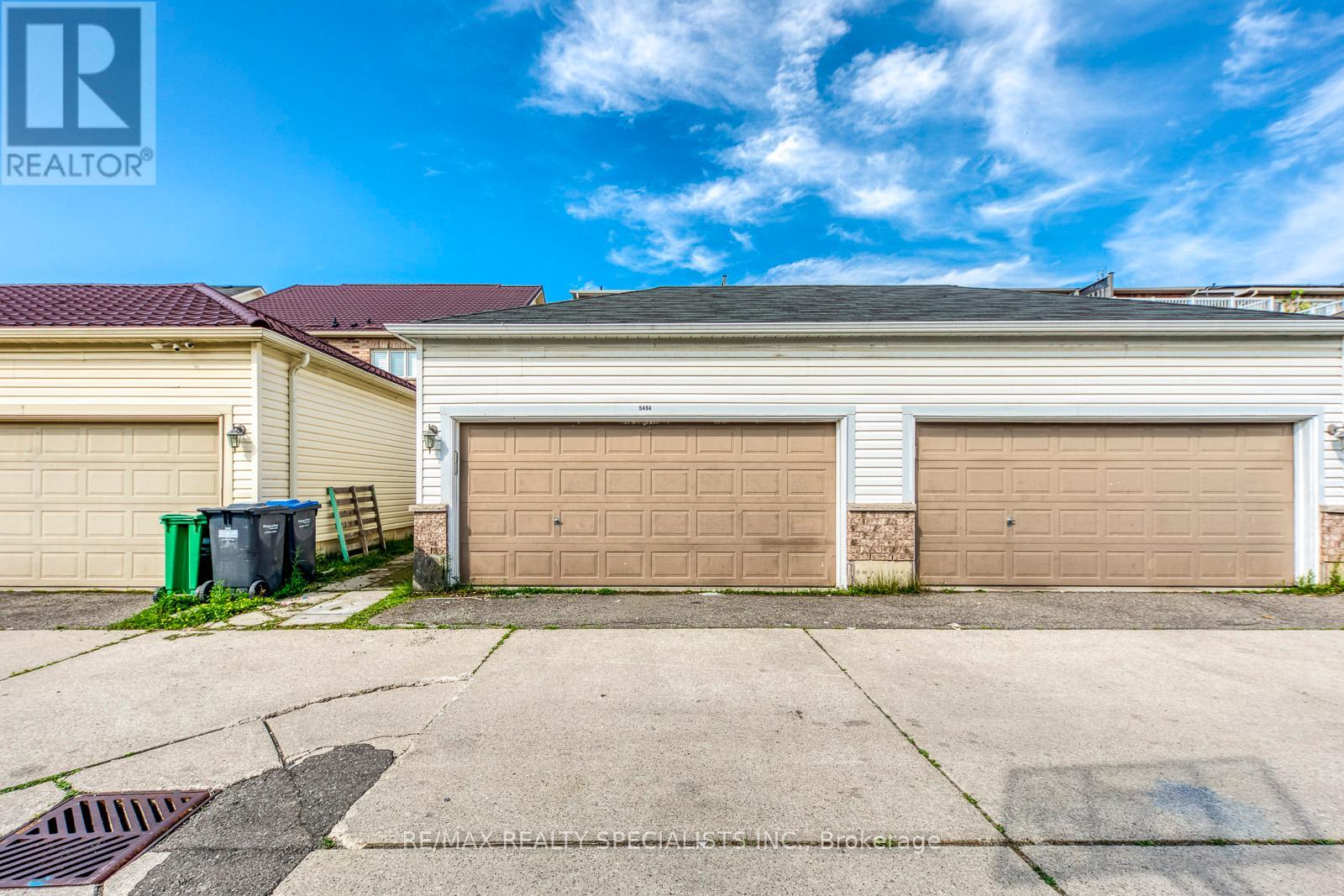5494 Tenth Line W, Mississauga, Ontario  L5M 0G5 - Photo 47 - W13533454