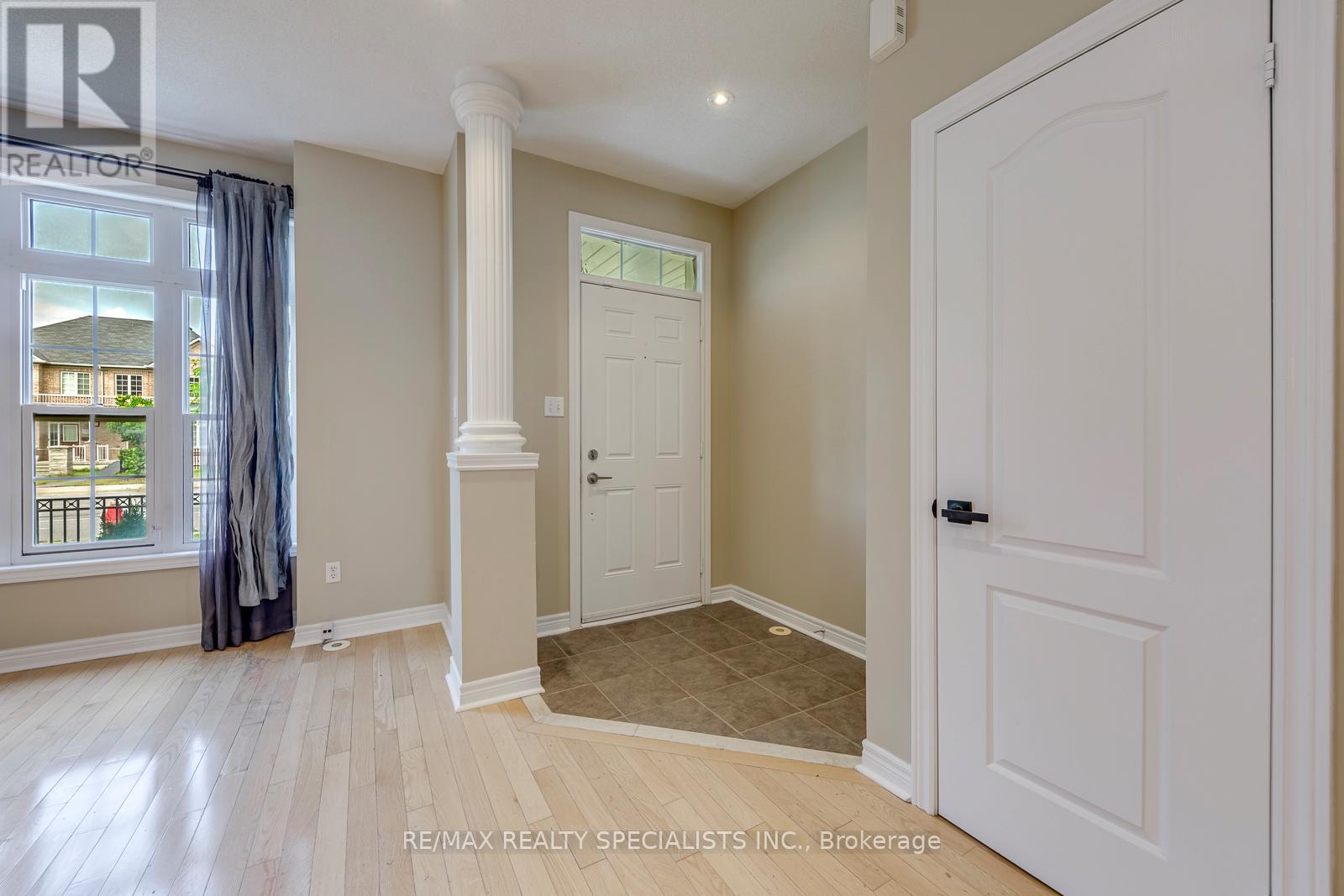 5494 Tenth Line W, Mississauga, Ontario  L5M 0G5 - Photo 6 - W13533454