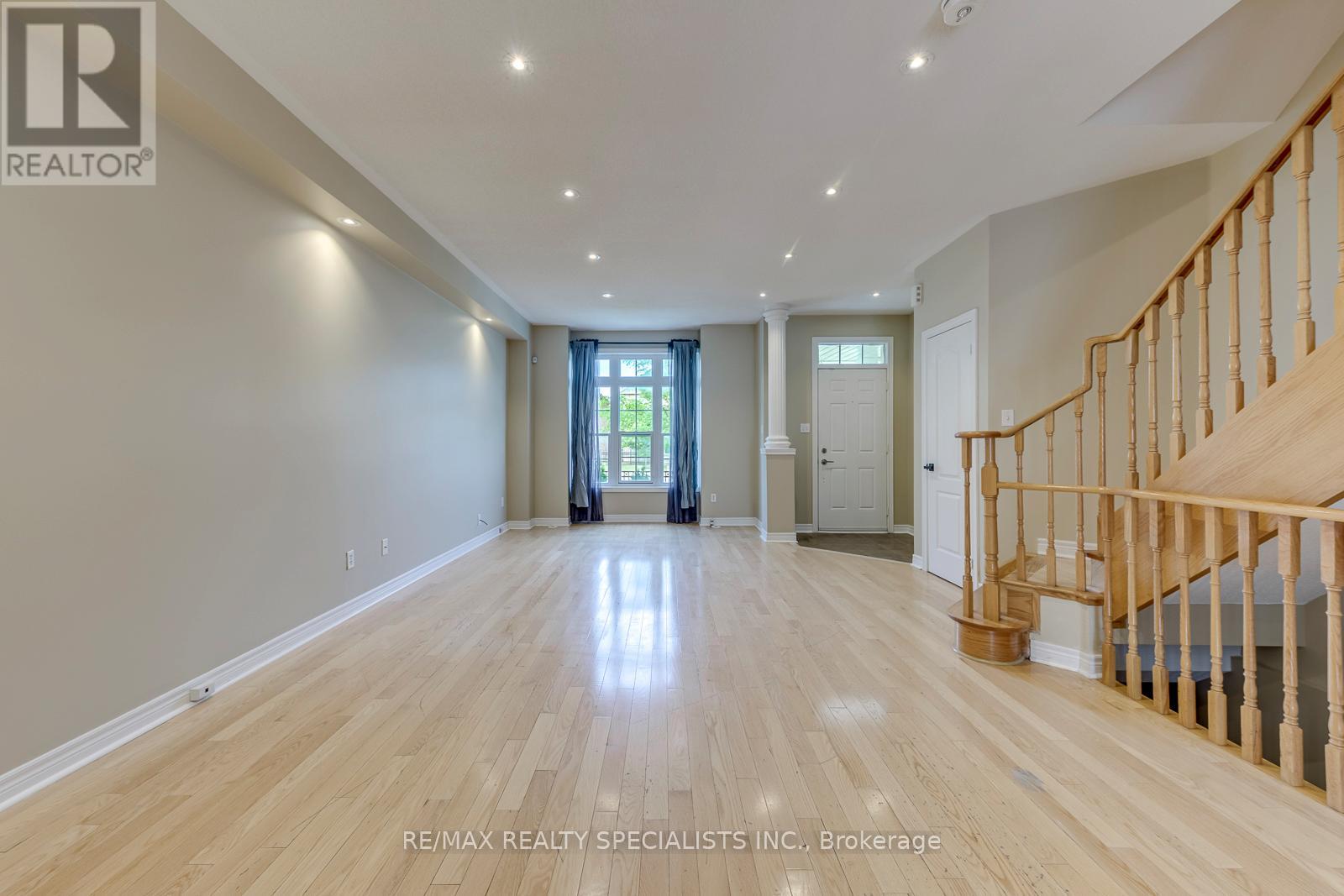 5494 Tenth Line W, Mississauga, Ontario  L5M 0G5 - Photo 7 - W13533454