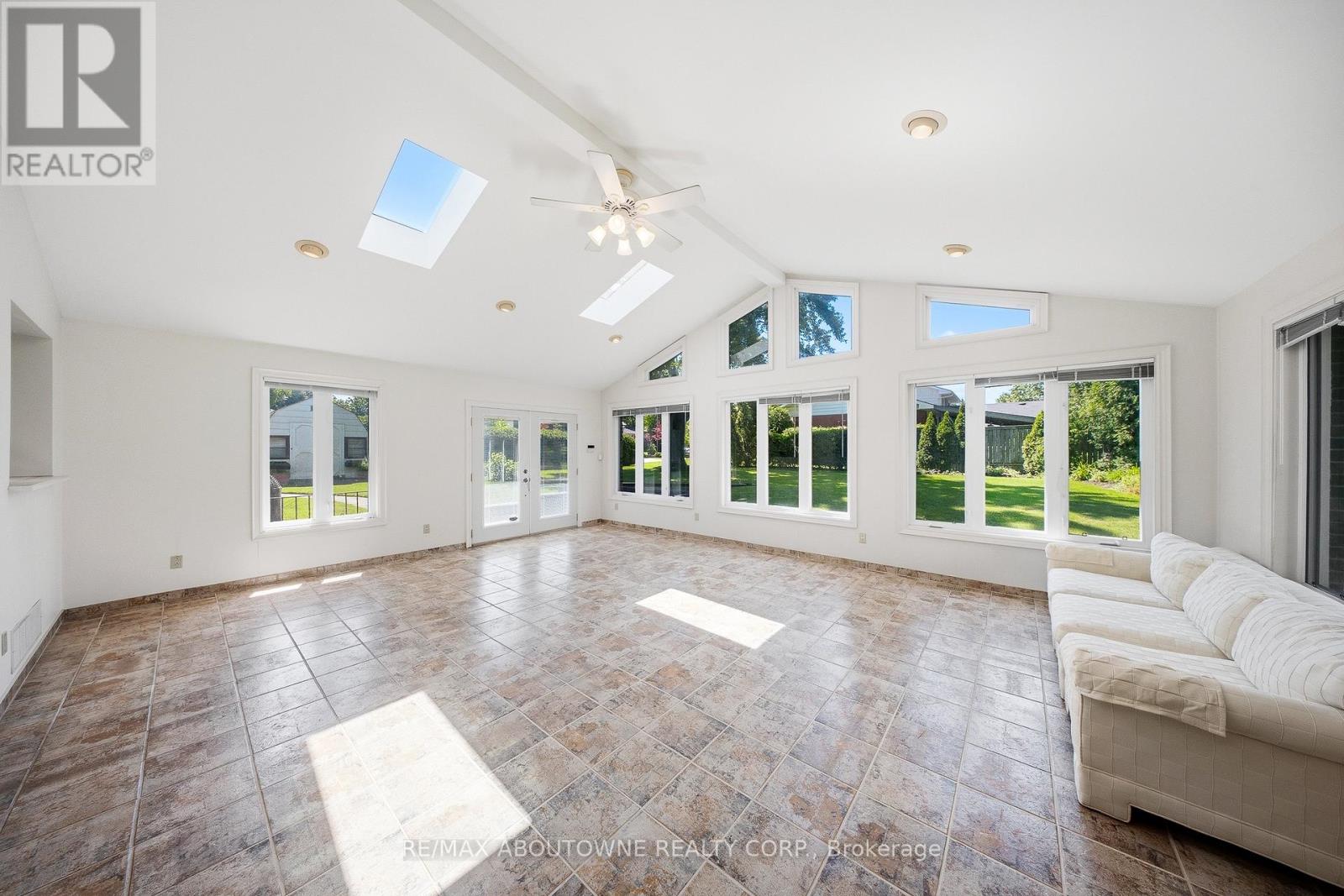 73 Price Avenue, Hamilton, Ontario L9C 1K5 - Photo 6 - X13533426
