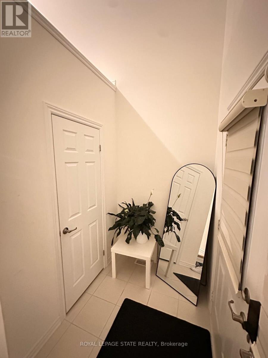 57 Hitchman Street, Brant, Ontario  N3L 0B2 - Photo 4 - X13533432
