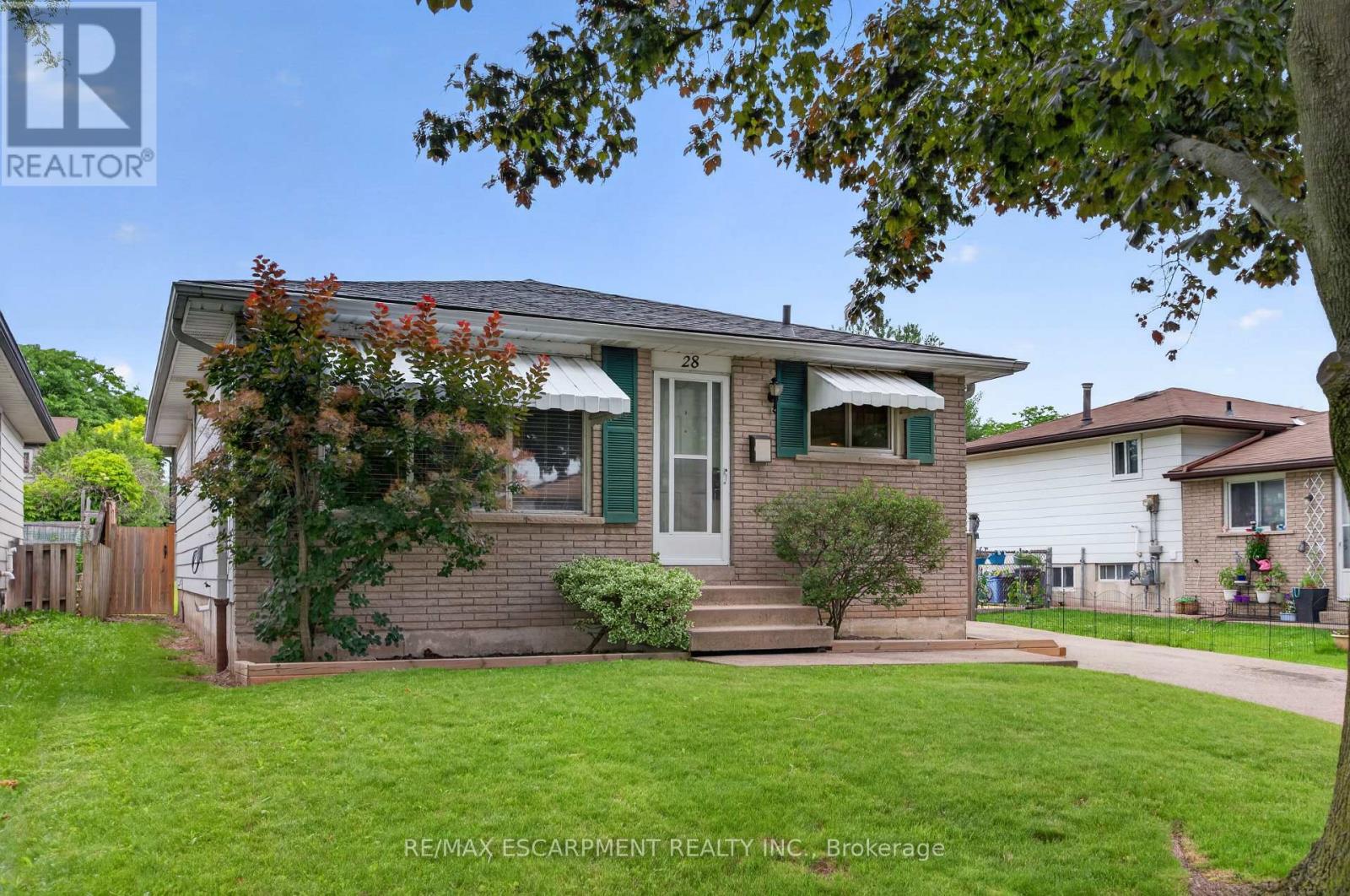 28 BOSTON CRESCENT, Hamilton (Berrisfield)
