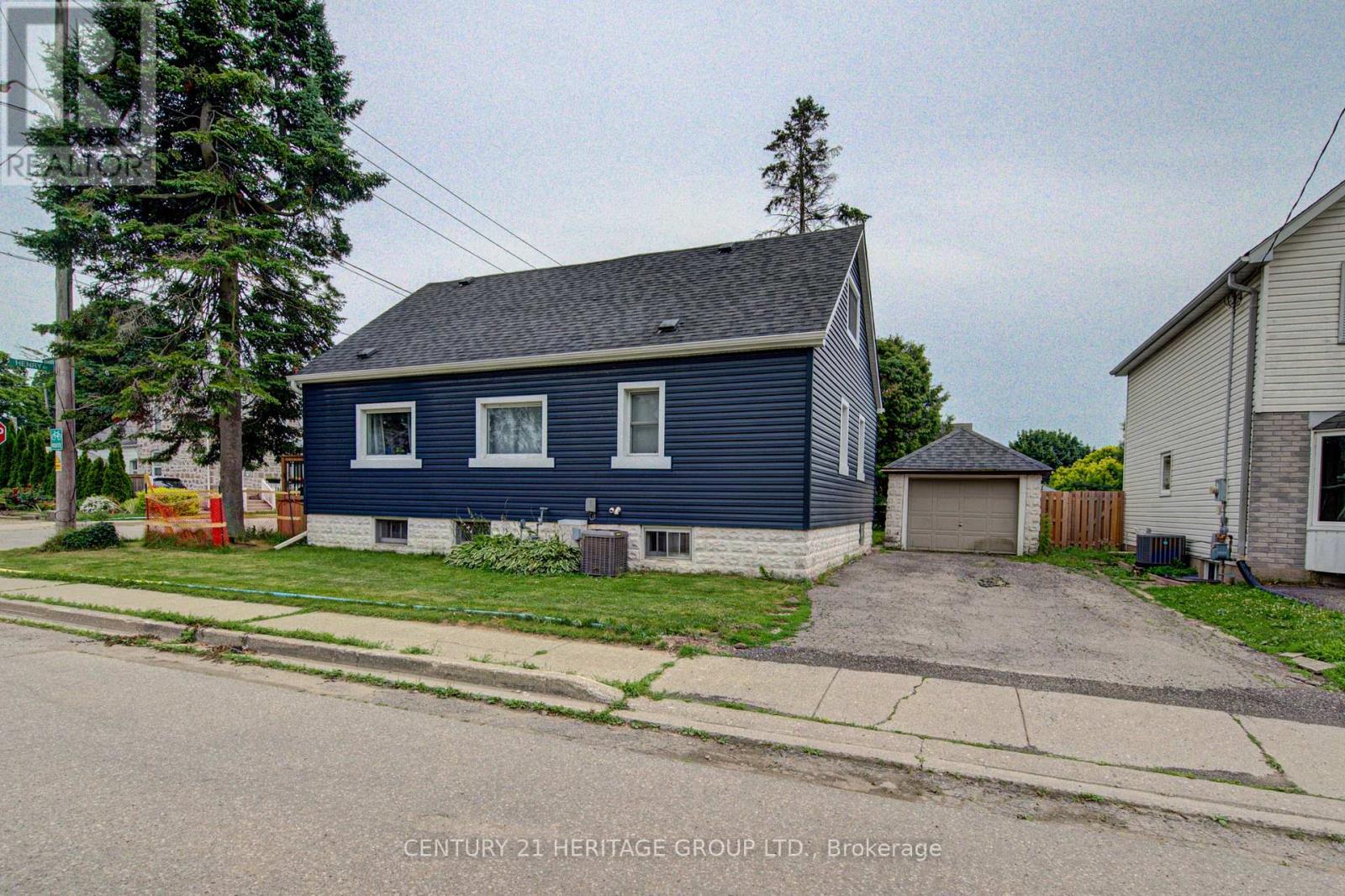 42 Henry Street, Cambridge, Ontario  N1R 3W4 - Photo 10 - X13533436