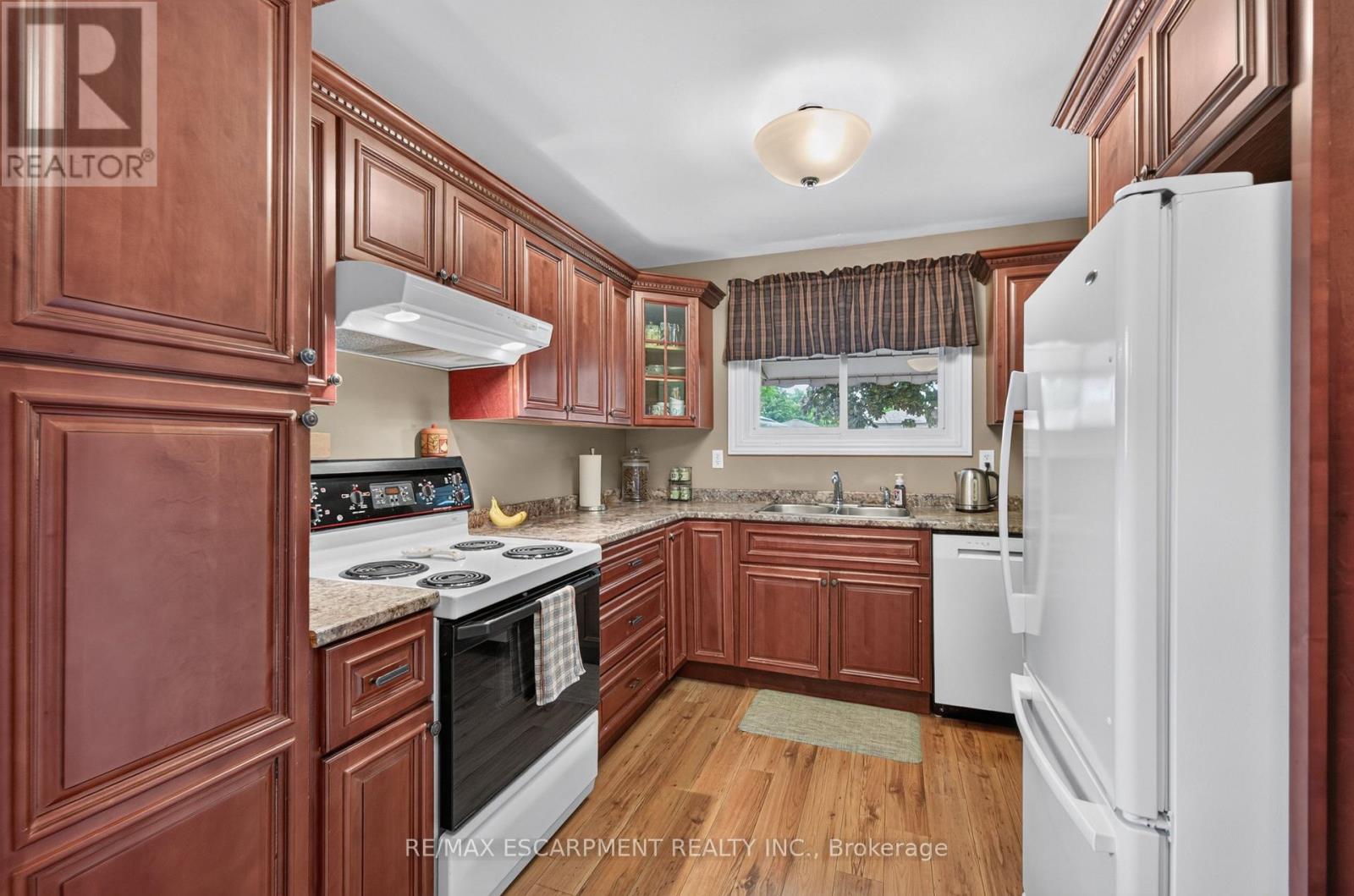28 Boston Crescent, Hamilton, Ontario  L8T 4N2 - Photo 13 - X13533476