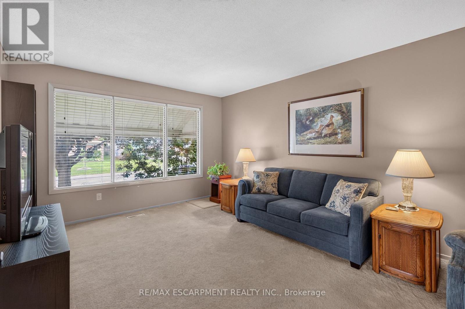 28 Boston Crescent, Hamilton, Ontario  L8T 4N2 - Photo 3 - X13533476
