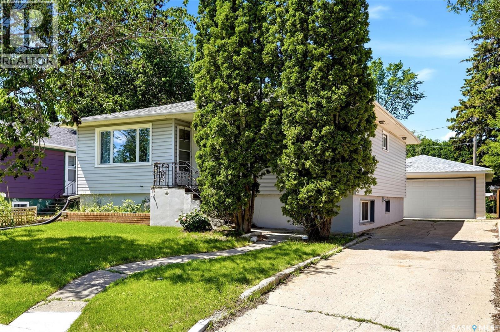 2426 Harvey STREET, Regina