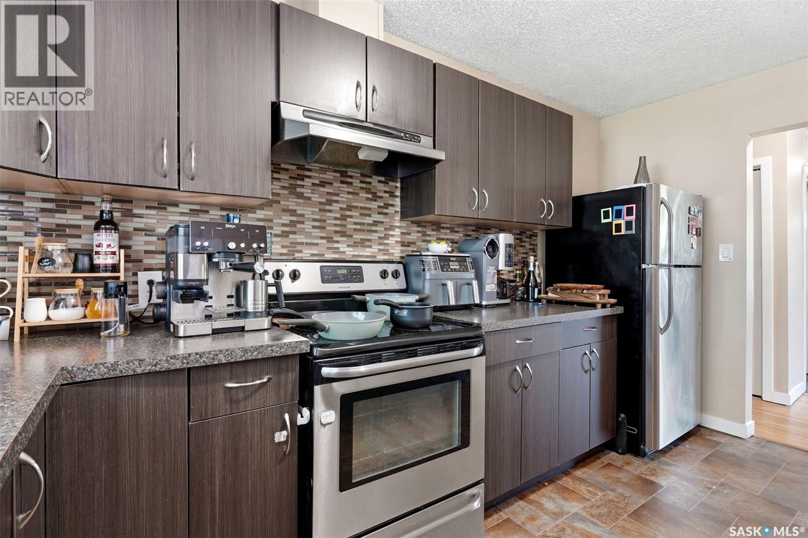 2426 Harvey Street, Regina, Saskatchewan  S4N 2N4 - Photo 10 - SK041767