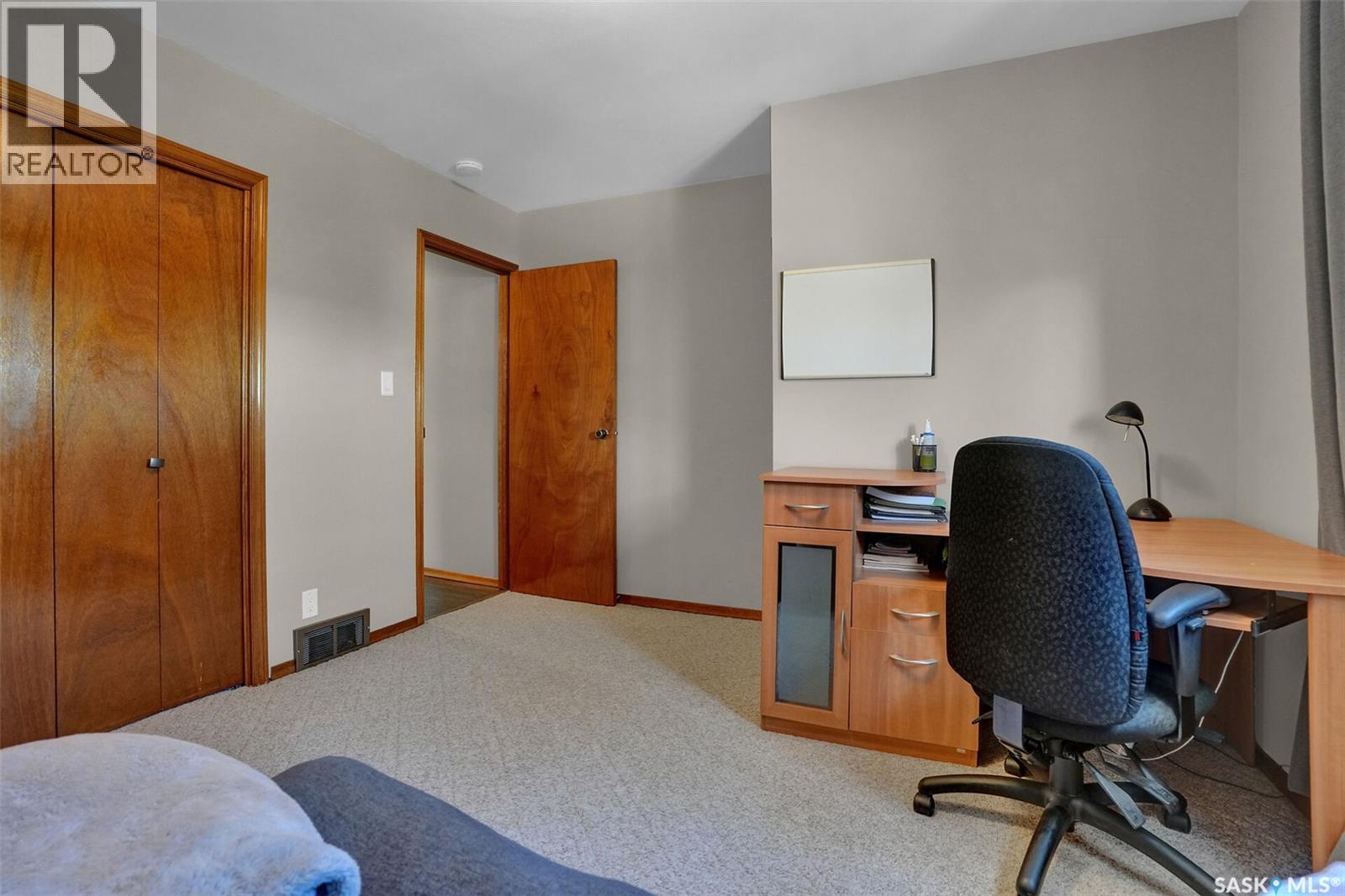 1330 Courtney Street, Regina, Saskatchewan  S4T 7S1 - Photo 17 - SK041761