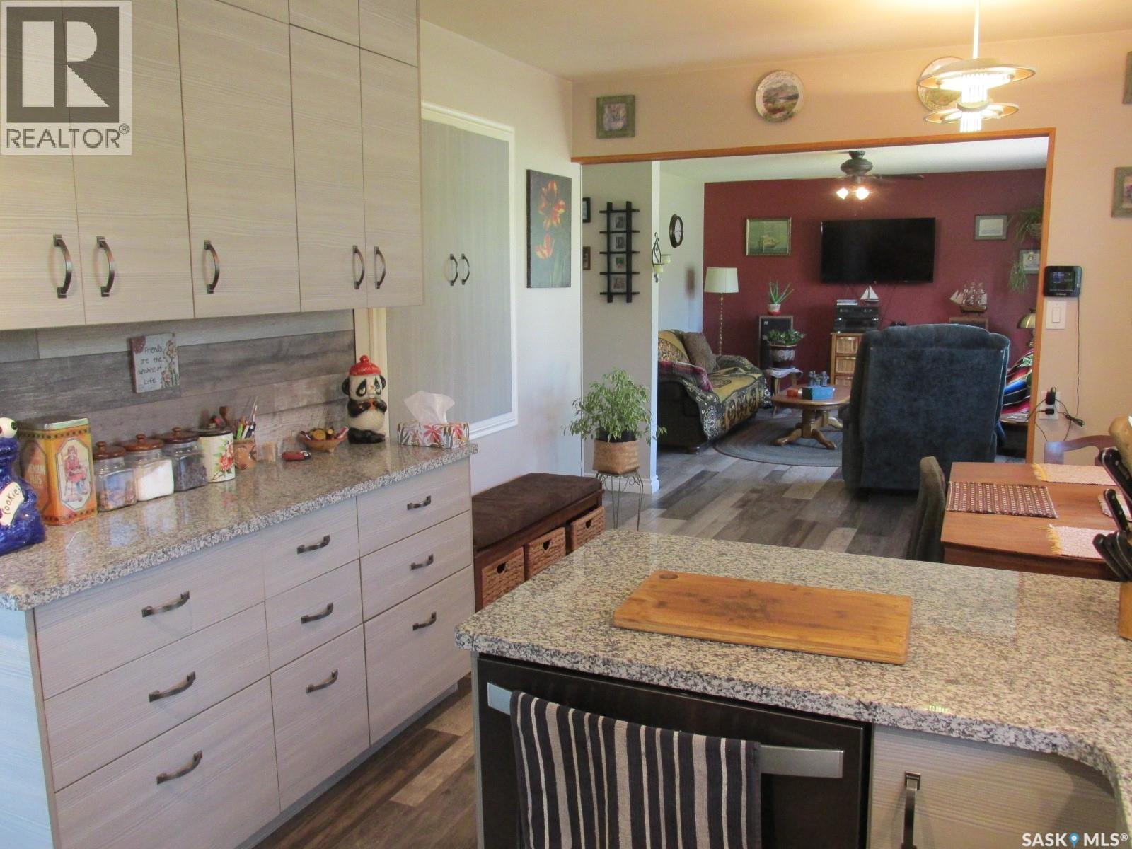 117 3rd Street, Star City, Saskatchewan  S0E 1P0 - Photo 13 - SK041712