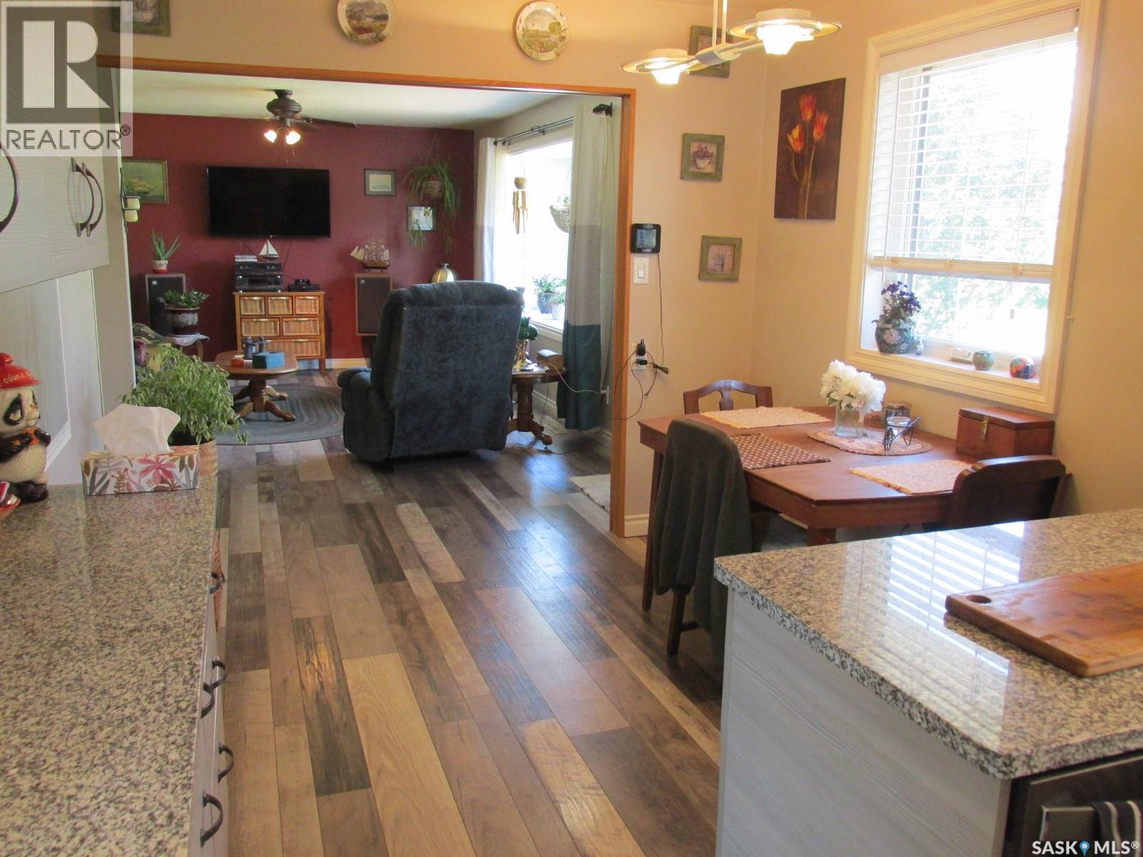 117 3rd Street, Star City, Saskatchewan  S0E 1P0 - Photo 14 - SK041712