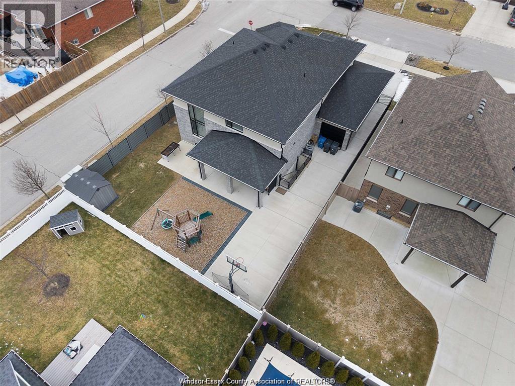 530 Donlon, Lasalle, Ontario N9J 3Y3 - Photo 2 - 26016291