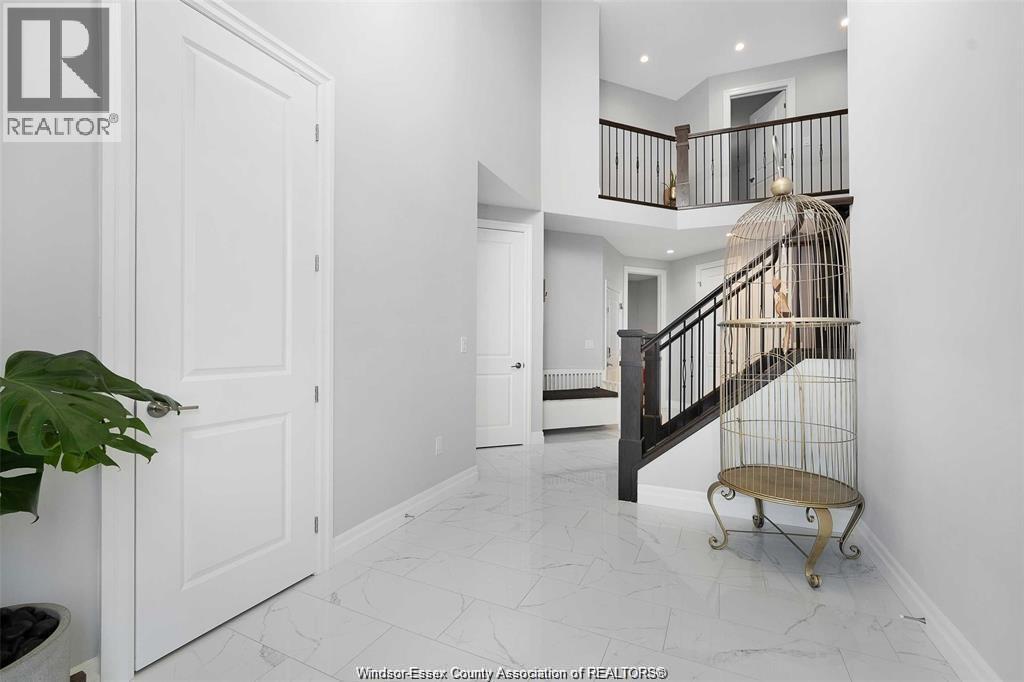 530 Donlon, Lasalle, Ontario N9J 3Y3 - Photo 4 - 26016291