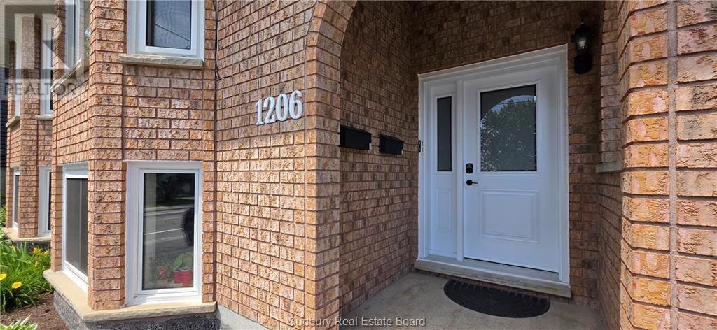 1206 Bancroft Drive, Sudbury, Ontario  P3B 1R5 - Photo 2 - 2129070