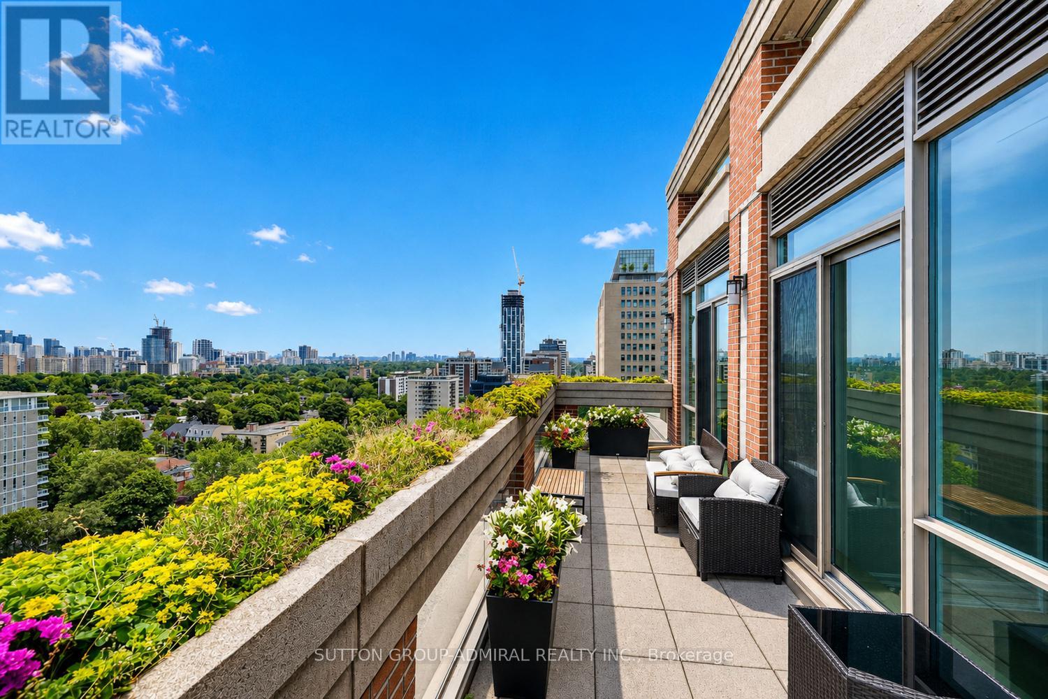 1801 - 155 St Clair Avenue W, Toronto, Ontario  M4V 0A1 - Photo 36 - C13533144