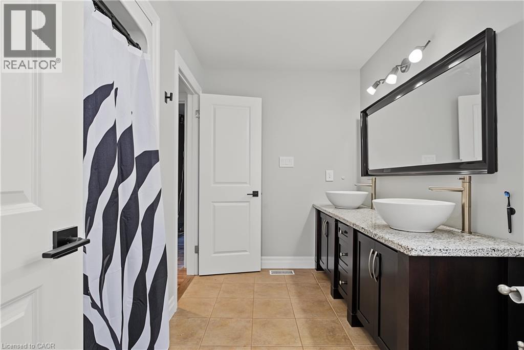 422 Rideau River Street, Waterloo, Ontario  N2V 2Y4 - Photo 35 - 40845913