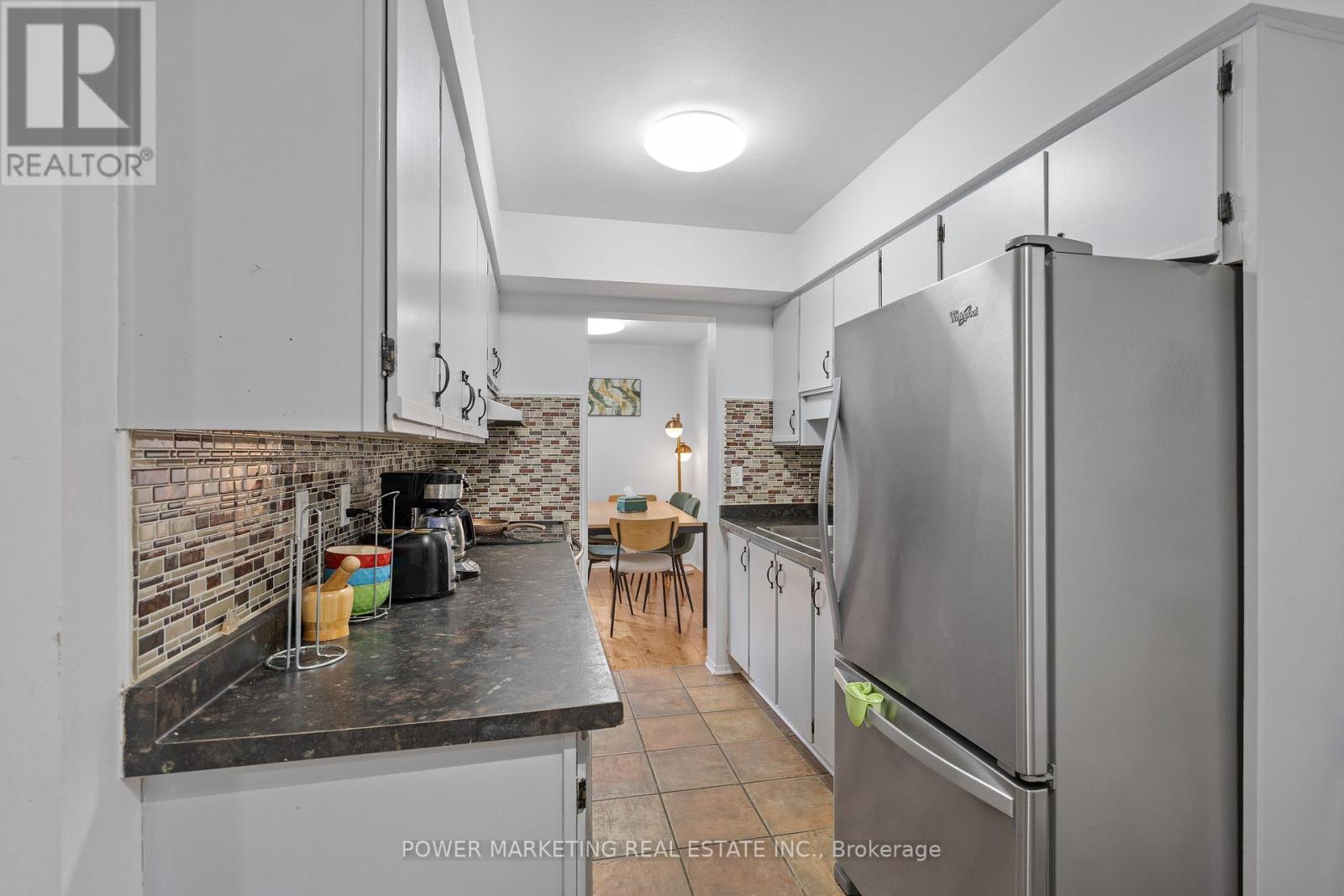 10 Bujold Court, Ottawa, Ontario  K2L 3N6 - Photo 7 - X13533636