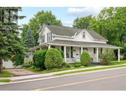 36 CRAIG STREET, Perth, Ontario
