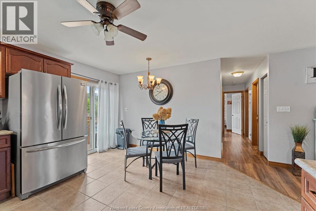 421 Mclellan, Amherstburg, Ontario  N9V 4C8 - Photo 14 - 26016304