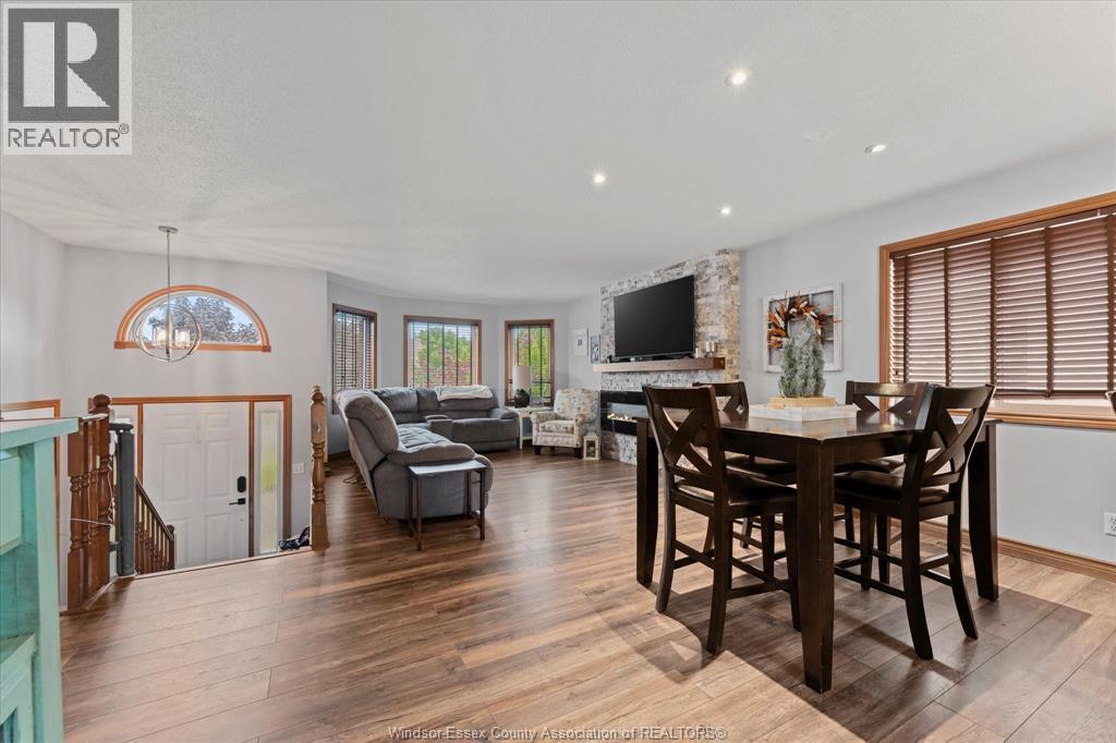 421 Mclellan, Amherstburg, Ontario  N9V 4C8 - Photo 6 - 26016304
