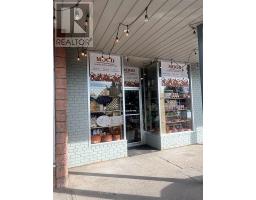 390 SPRINGBANK DRIVE, London South, Ontario