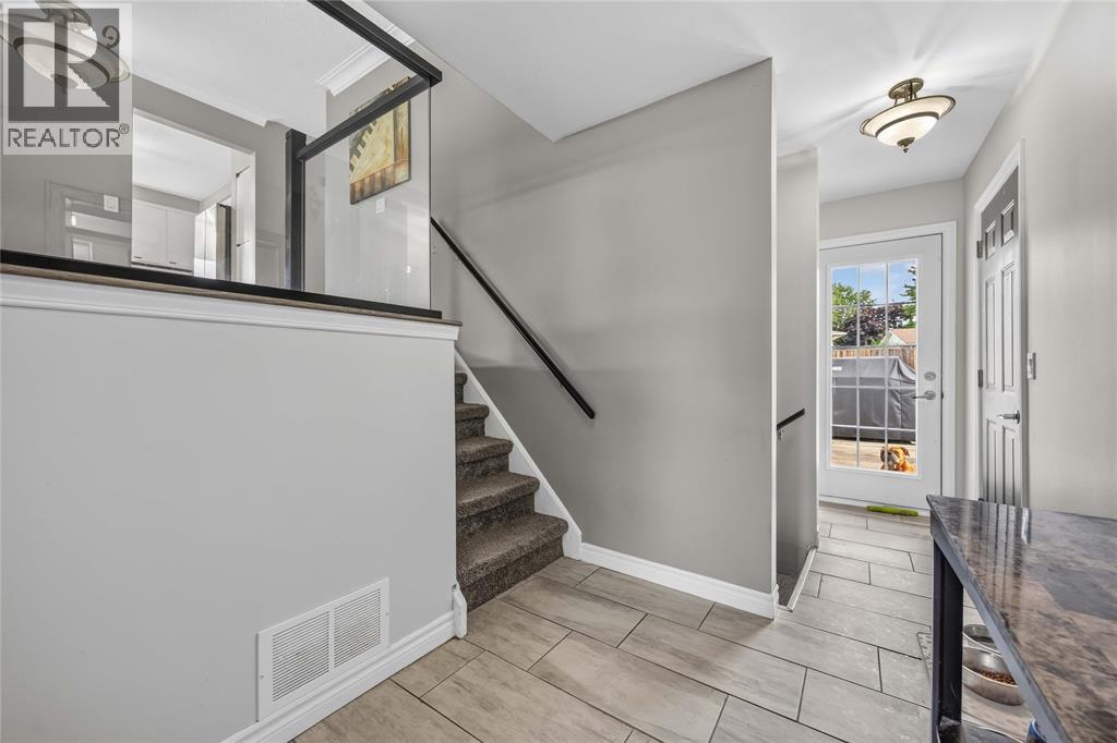 266 Clairwood Crescent, St Clair photo 5