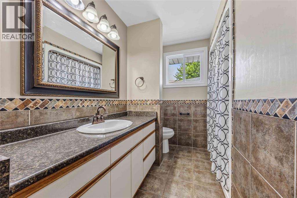 266 Clairwood Crescent, St Clair photo 9