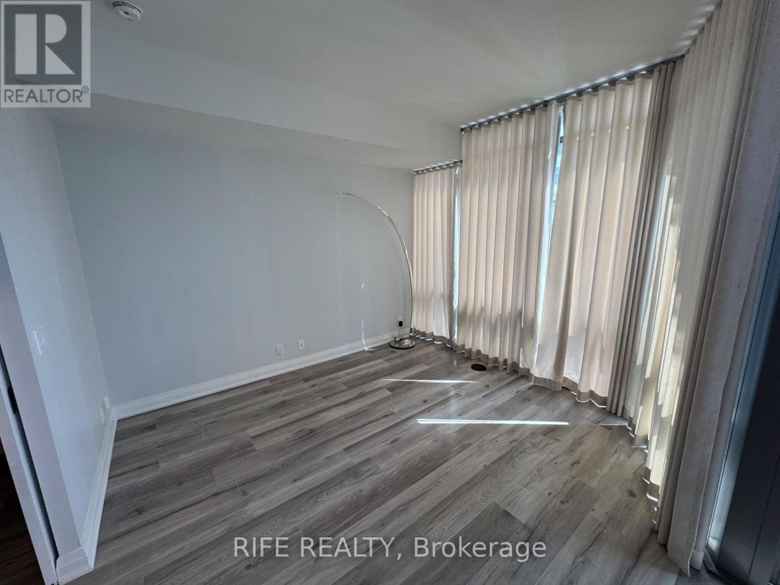 1707 - 832 Bay Street, Toronto, Ontario  M5S 1Z6 - Photo 8 - C13533670