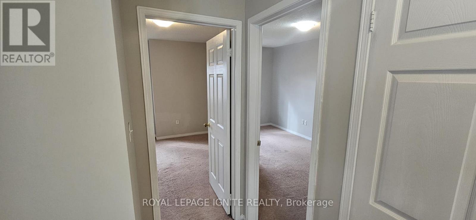 62 Ventura Lane, Ajax, Ontario  L1T 0C3 - Photo 1 - E13533710