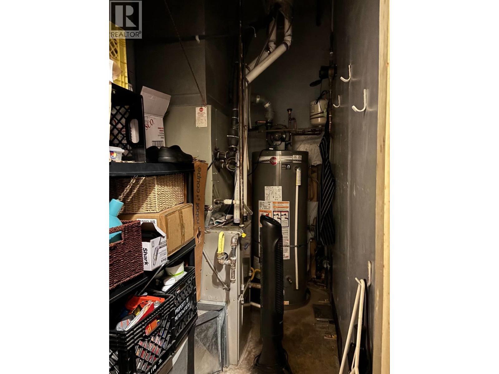 4434 10th Avenue, Vancouver, British Columbia  V6R 1H9 - Photo 18 - C8080010