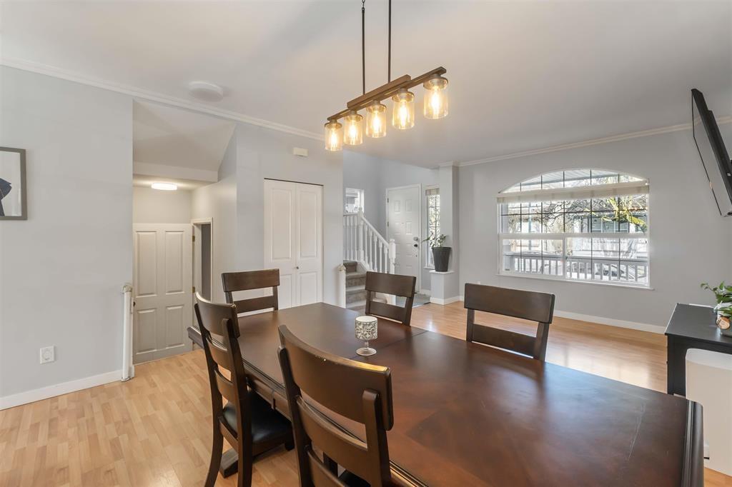 18476 66a Avenue, Surrey, British Columbia  V3S 9B1 - Photo 5 - R3143573