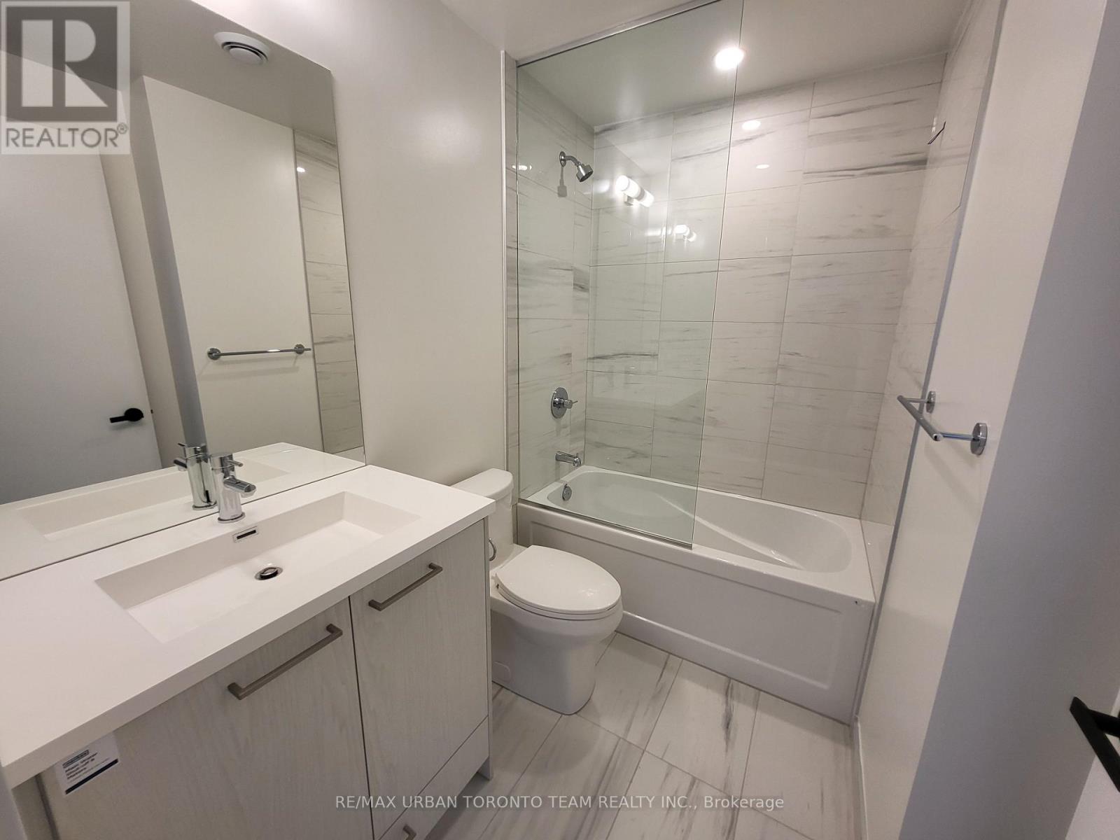 801 - 28 Interchange Way, Vaughan, Ontario L4K 0P8 - Photo 8 - N13533600