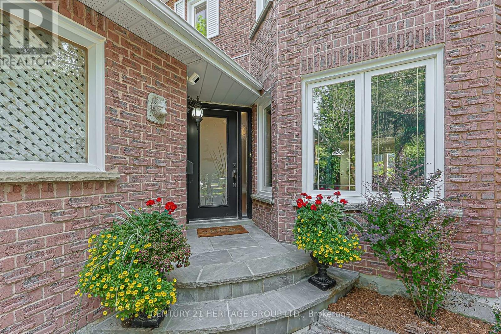 169 Delayne Drive, Aurora, Ontario L4G 5B7 - Photo 5 - N13533686