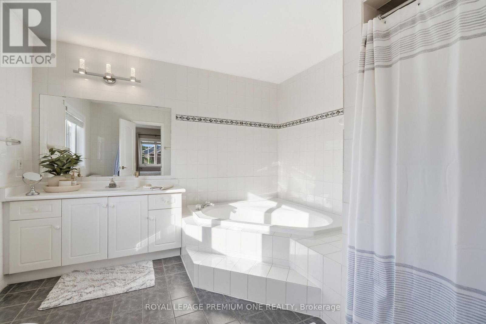 100 Isaac Murray Avenue, Vaughan, Ontario  L6A 2S6 - Photo 22 - N13533768