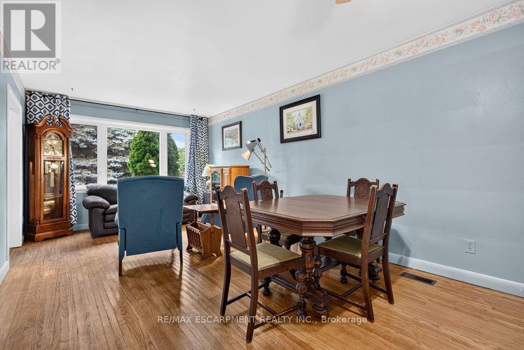 795 Drury Lane, Burlington, Ontario  L7R 2Y1 - Photo 12 - W13533554