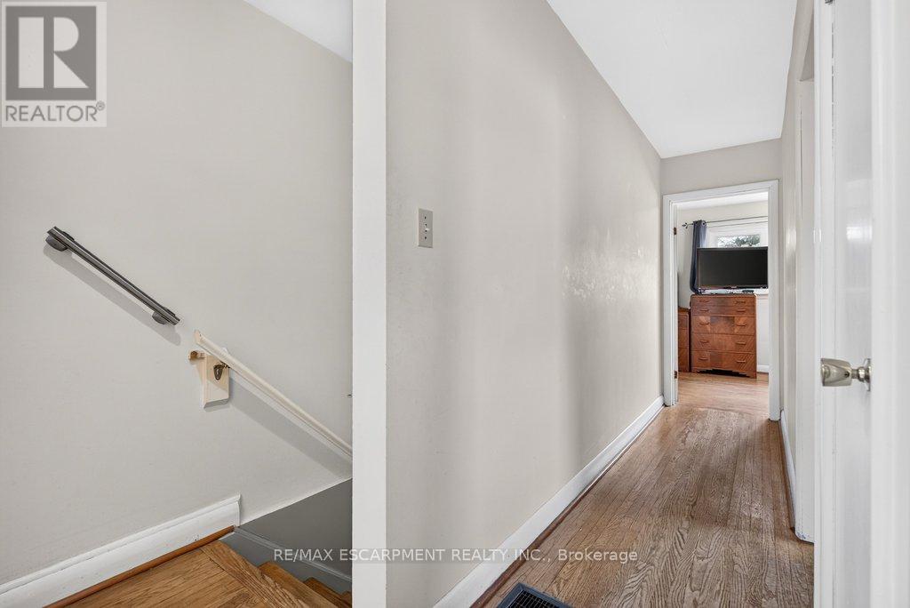 795 Drury Lane, Burlington, Ontario  L7R 2Y1 - Photo 21 - W13533554