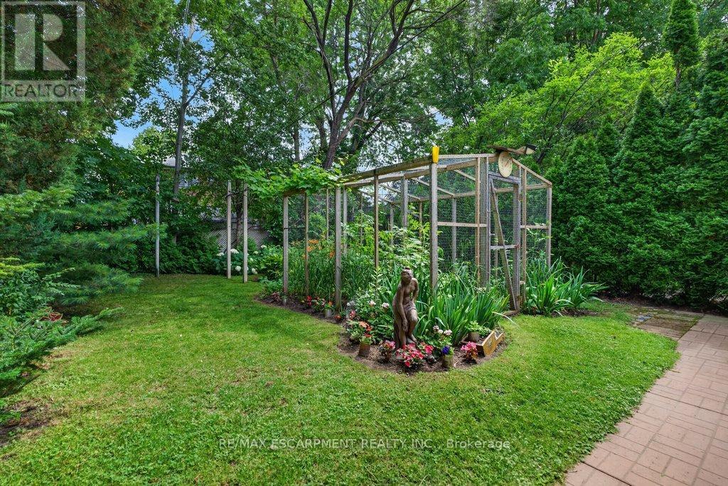 795 Drury Lane, Burlington, Ontario  L7R 2Y1 - Photo 32 - W13533554