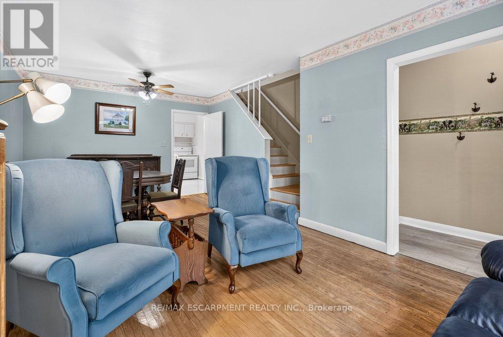 795 Drury Lane, Burlington, Ontario  L7R 2Y1 - Photo 9 - W13533554
